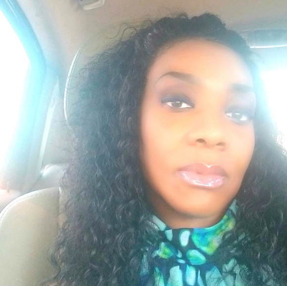 !!❤⭐Welcome to Slay It Again Luxe❤⭐ - Picture 1 of 6